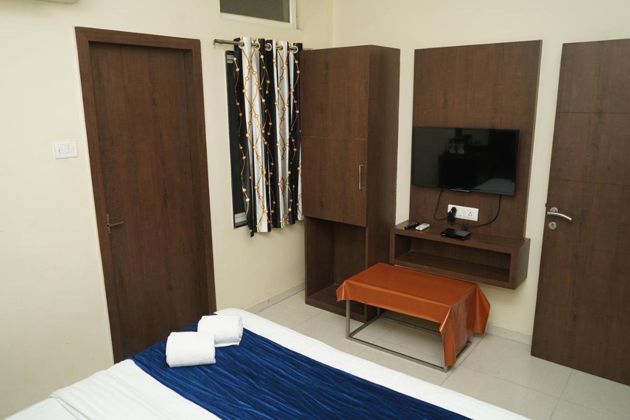 Hotel Satyug Ujjain Exterior foto